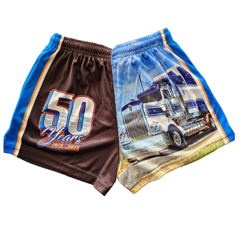 * NEW * Footy Shorts "909 + Legend"