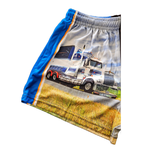 * NEW * Footy Shorts "909 + Legend"